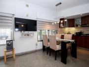 CASA EN VENTA 3 DORMITORIOS, COCHERA Y QUINCHO