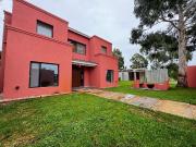 Casa en venta 3 dormitorios con pileta Barrio Ecuestre...