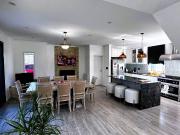 CASA EN VENTA 3 DORMITORIOS CON PISCINA