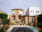 CASA EN VENTA 3 DORMITORIOS VILLA ELVIRA PILETA