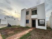 CASA EN VENTA 3 HAB l 2 BAÑOS completos en los Héroes