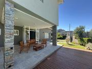 CASA EN VENTA 3 HABITACIONES BARRIO GOLF