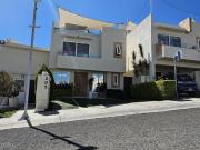 Casa en Venta 3 Niveles, Recámara en PB, Bodega, Jardin,...