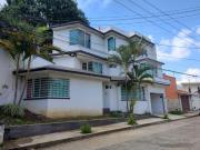 CASA EN VENTA 3 NIVELES STA. ROSA XALAPA
