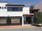 CASA EN VENTA, 3 RECÁMARAS, 170m2 DE JARDIN, ZAVALETA,...