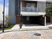 Casa en Venta en Parque Milán, Lomas de Angelópolis,...