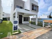 Casa en Venta, 3 Recàmaras, NONI, 2 Niveles, Jardines...