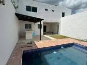 Casa en Venta, 3 Recamaras, Piscina, Paneles Solares,...