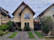 Casa en Venta 3D 3B Condominio Peñalolén