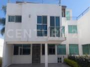Casa en venta, 3recámaras, roof garden, Av. Tlaxcala,...