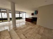 Casa en Venta $4,100,000.00 dentro del Coto Seneca, El...