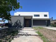 Casa en Venta 6 amb al Agua El Canton Esconar Zona Norte