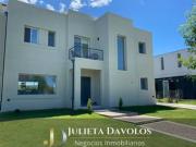Casa en venta 4 Amb Puertos Del Lago Barrio Ceibos... Casa en venta 4 Amb Puertos Del Lago Barrio Ceibos...
