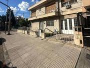 Casa en venta 4 ambientes con cochera en Villa Lugano