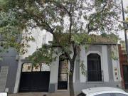 Casa en venta 4 ambientes con garage, fondo libre....