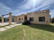 Casa en Venta, 4 Ambientes, en Barrio Monet, Cardales,...