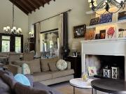 VENTA Casa 4 ambientes Club de Campo Pueyrredon...