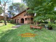 Casa en venta, 4 ambientes, zona Lasalle, Pinamar
