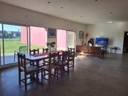 Casa en venta 4 Dormitorios 2 Baños Cocheras 276mts2...