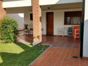 Casa en venta 4 dormitorios, 3 baños 260 mts2 La Plata
