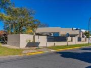 Casa en venta 4 Dormitorios 3 Baños 430mts2 Mar del Plata