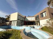 Casa en venta 4 Dormitorios 3 Baños Guillermo E. Hudson