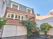 Casa en venta 4 dormitorios 4 baños 350mts2 Cocheras La...