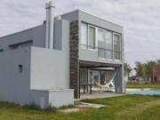 Casa en venta 4 Dormitorios 4 Baños Cochera 11.000Mts2...