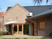 Casa en venta 4 Dormitorios 5 Baños Cipolletti