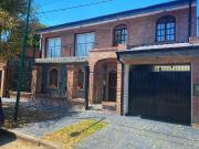 Casa en venta 4 Dormitorios 6 Baños Cochera 500Mts2...