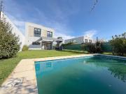 Casa en venta 4 dormitorios, de categoría. Gonnet