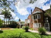 Casa en Venta 4 Dormitorios Pileta