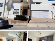 CASA EN VENTA 4 REC. EN SAN FCO. COUNTRY CLUB $18.9 MILLONES