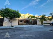 Casa en Venta, 4 Recámaras, 2 Niveles, La Vista, El Table, C