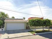 CASA EN VENTA 4 RECAMARAS CON EXCELENTE DISTRIBUCIÓN Y...