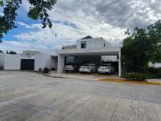 Casa en venta 4 recamaras con piscina terreno excedente...