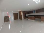 Casa en venta 4 recámaras en el Barreal, Cholula