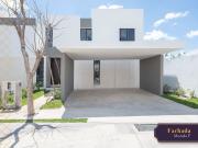 Casa en venta 4 recámaras en privada residencial al...