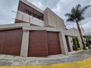 CASA EN VENTA 4a SECCION LOMAS VERDES!