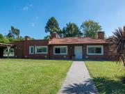 CASA en venta 5 amb + dep en LOS CARDALES C CLUB