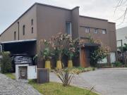 Casa en venta 5 ambientes en Barrio Cerrado Santa María...