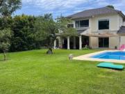 Casa en Venta, 5 ambientes, en Barrio privado El Aromo,...