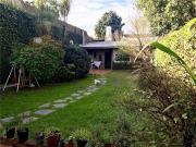 RESTASADA*Casa en Venta 5 ambientes en Flores Sur con jardín