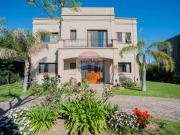 CASA EN VENTA 5 AMBIENTES NUEVO QUILMES EXCLUSIVA