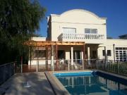 Casa en venta 5 dormitorios 2 baños 1250mts2 Haras Del Sur I