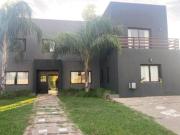 Casa en venta 5 Dormitorios 4 Baños 864Mts2 El Cazal,...