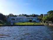 Casa en venta 5 dormitorios 5 baños 1000mts2 Villa del...