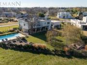 Casa en Venta 5 Dormitorios Estancias Golf