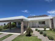 Casa en venta | 5 dormitorios | Villa Montenegro, Anisacate