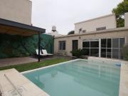 Casa en Venta 5 en Del Viso con pileta y quincho